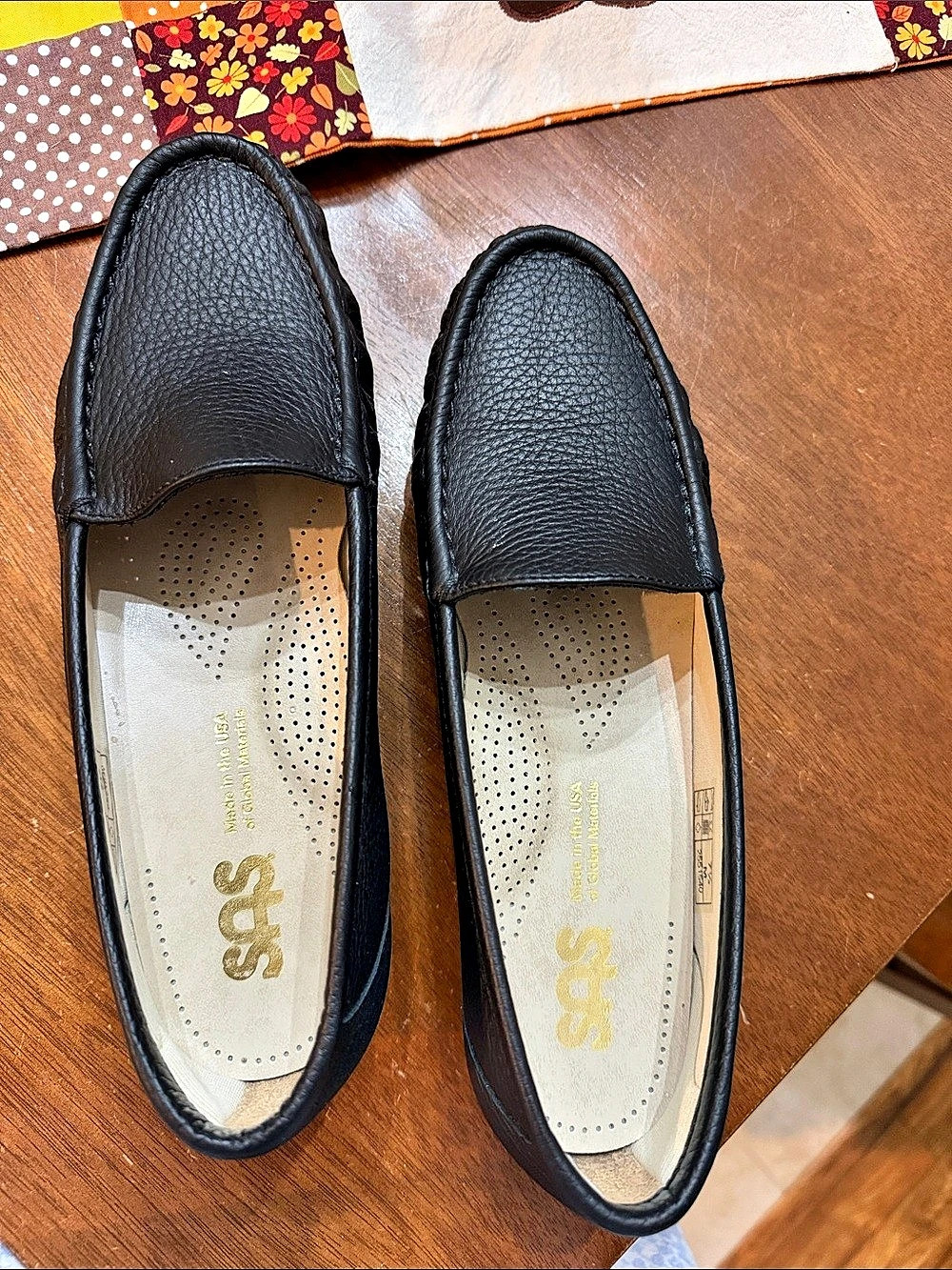 SAS Easier Slip-On Loafer Black Moccasins US 7.5 M